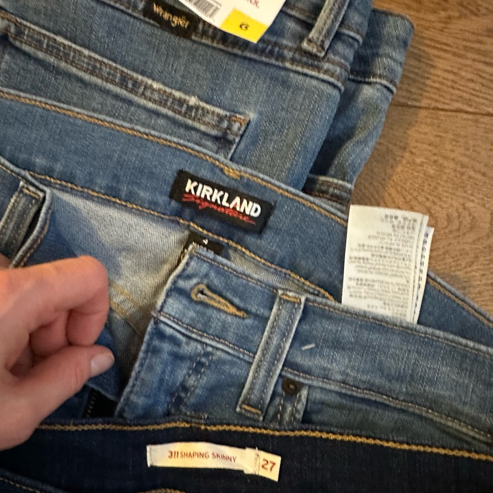 Jeans - Picture 3 of 3